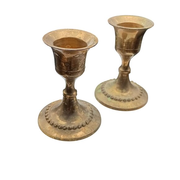Vintage Brass Candlestick Holders Pair Decorative Beaded Rim Antique Style Home - Picture 2 of 4